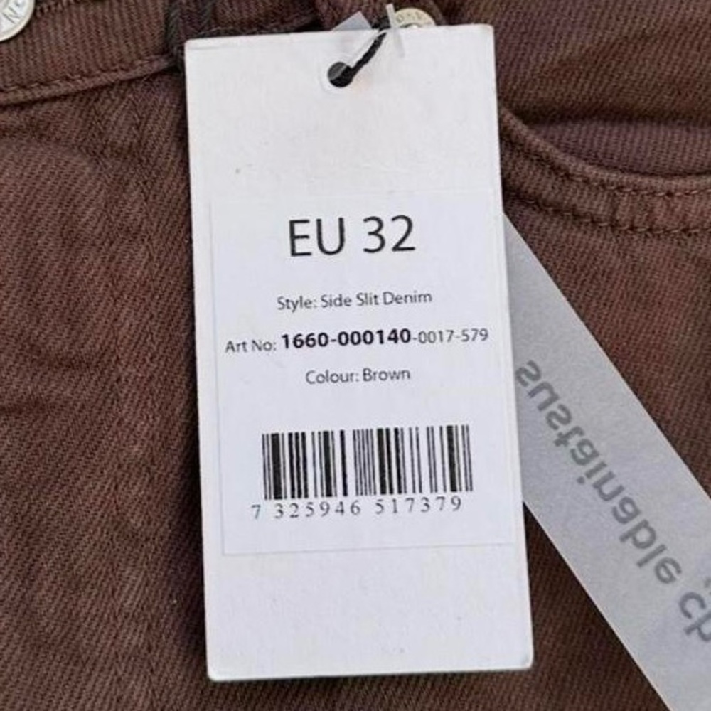 NWT NA-KD Brown Straight Leg Jeans - Picture 9 of 9